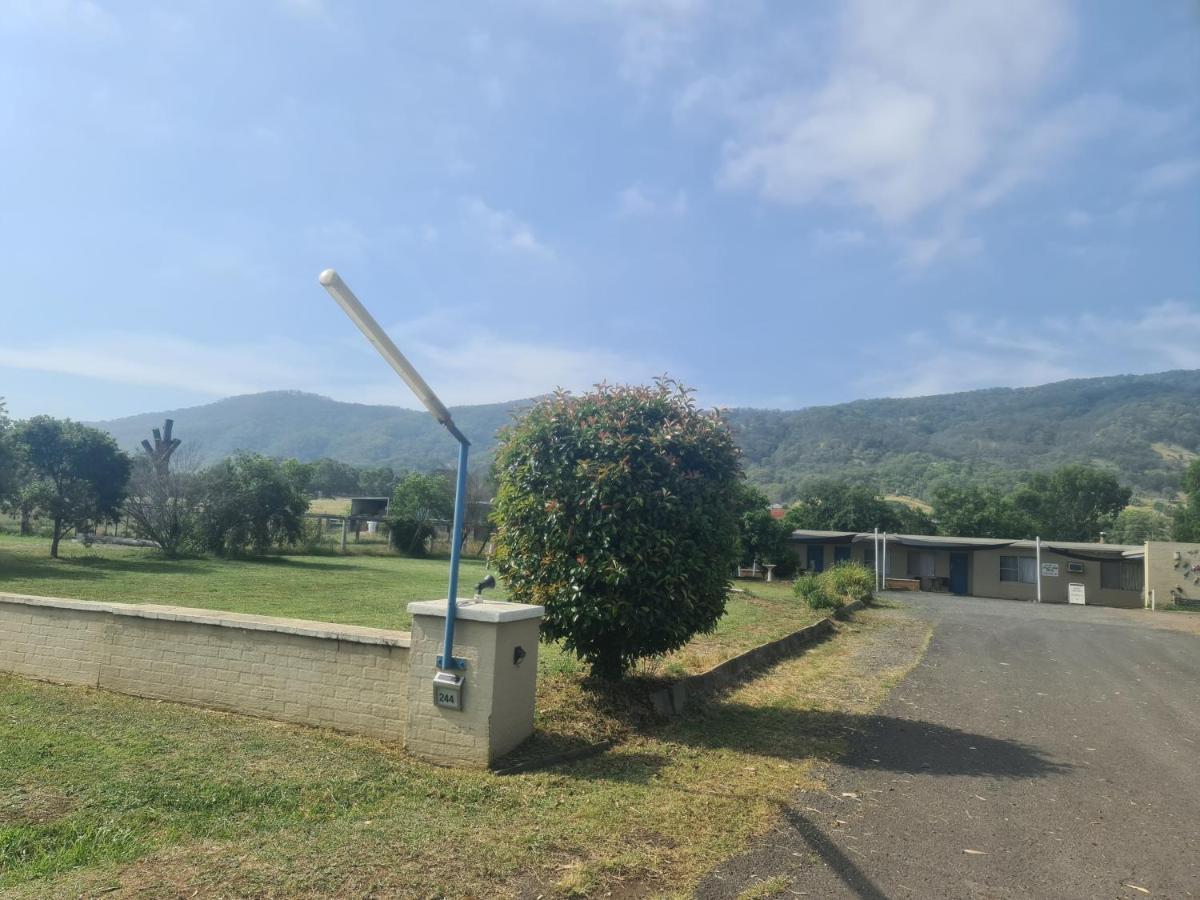 Valley View Motel Murrurundi Exterior foto